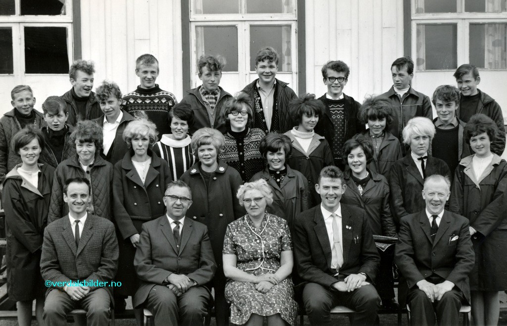 Klassen holdt til i den gamle folkeskolen på Øra. Navnsatt av Lasse Juberg og Inger Slottemo Solheim. 