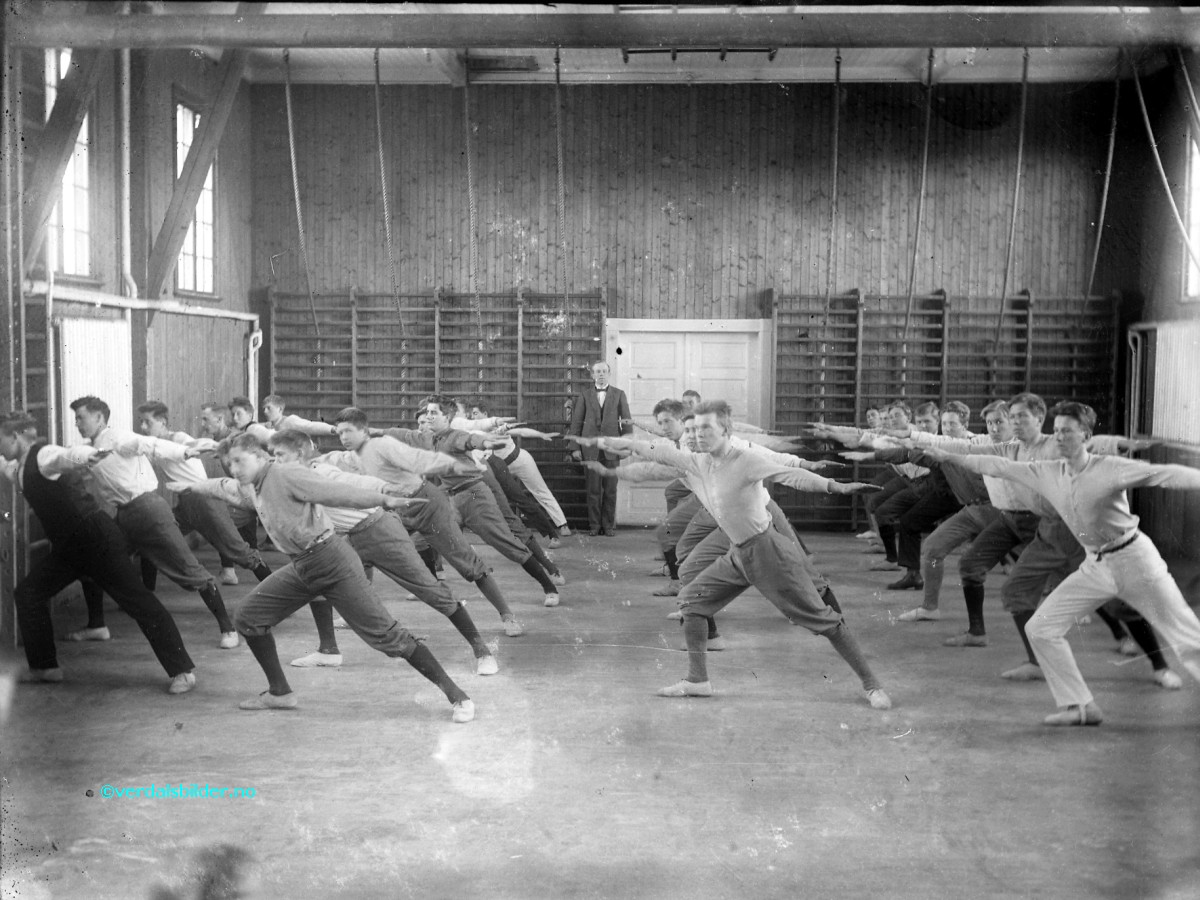 Bilderesultat for gym ungdom i norge  1930