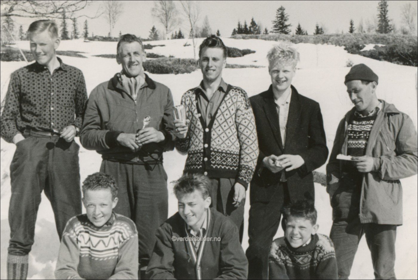 Rennet ble arrangert fra Svartåsen hver påske i over 40 år fram til ca 1980. Da ble deltakelsen så liten at rennet gikk over i historien. Utlånt av odd Svartås.